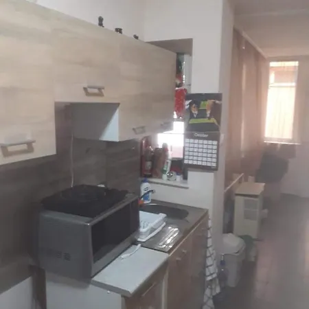 Apartment Sandor Maganszallashely *